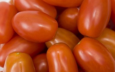 TOMATE CHERRY PERA